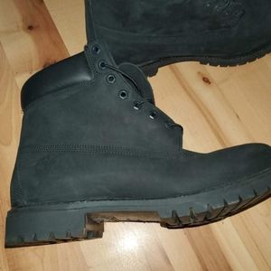 Excellent used condition men's black size 13 Timberland boots